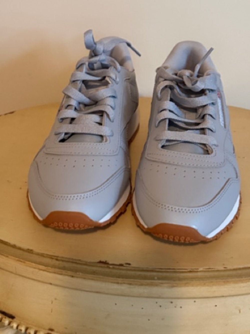 Reebok Women’s Classic Gray Sneakers Size 7.5
